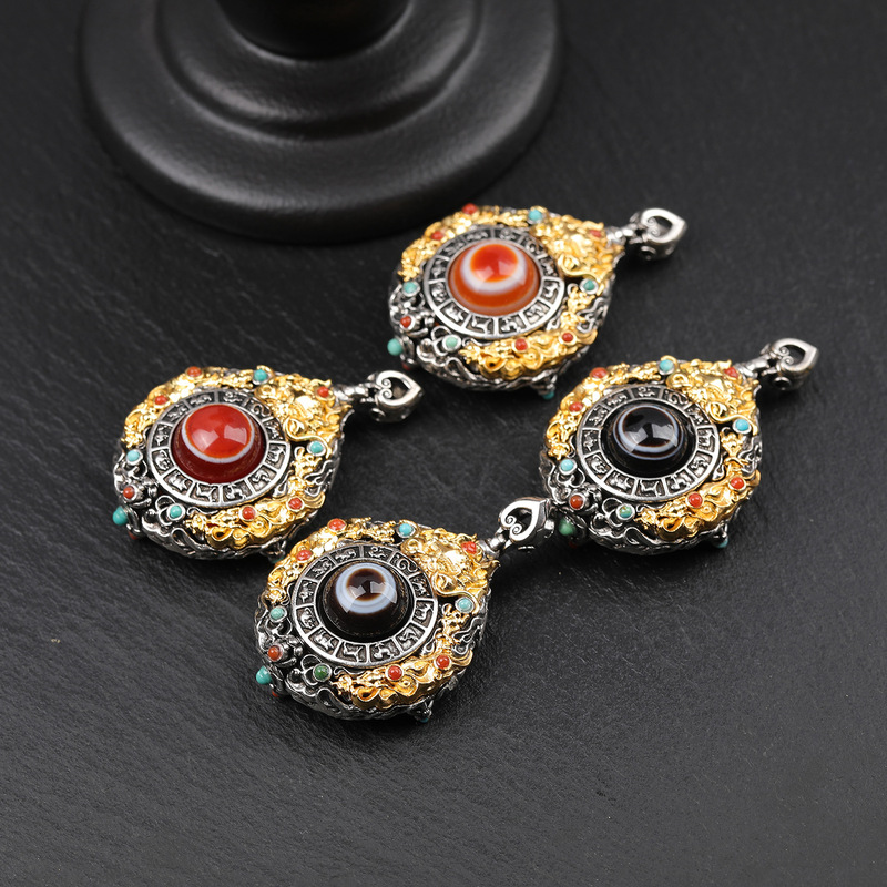 Tibetan-Style Pendant Necklace - Ethnic Fashion Design 评论和价格