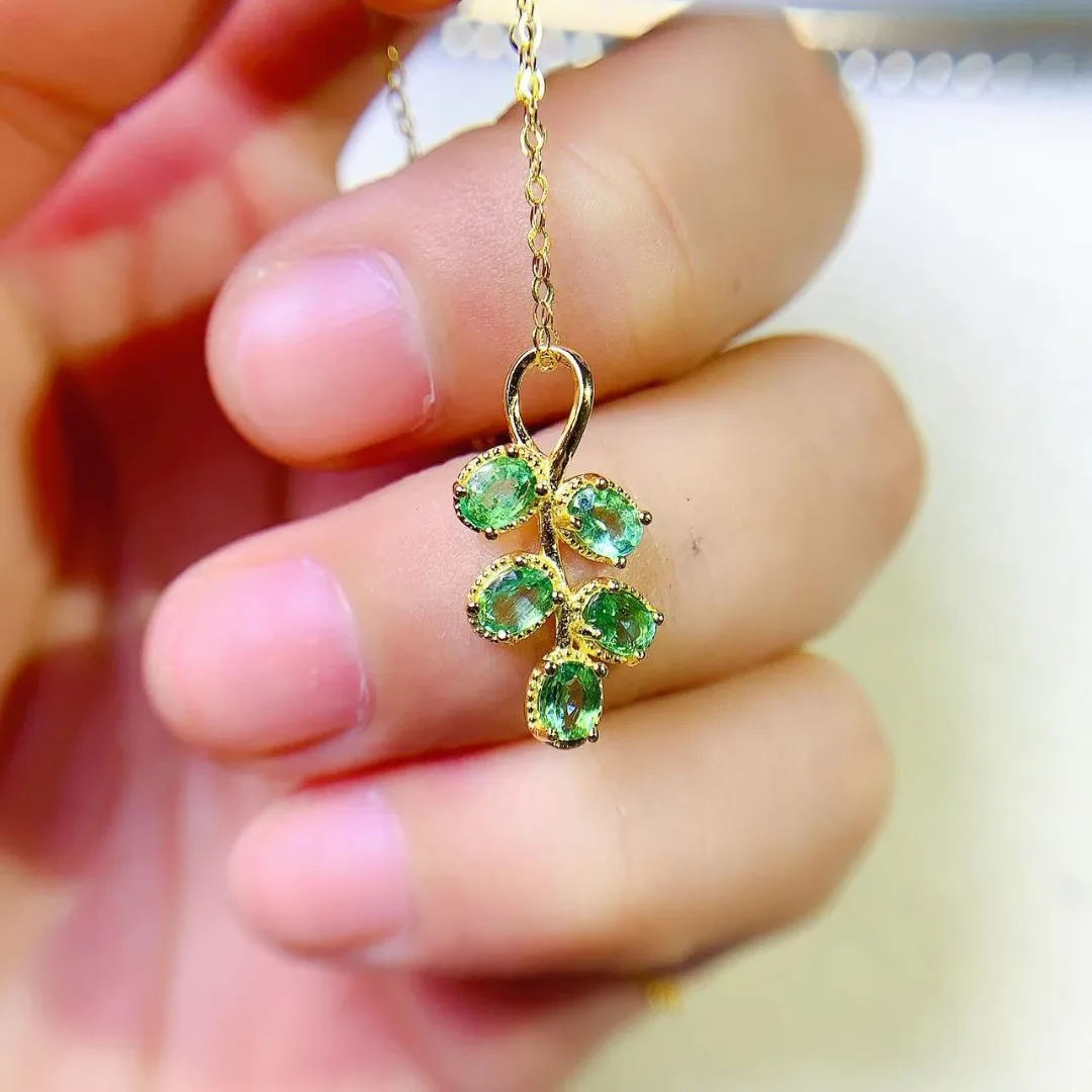 Opulent Genuine Emerald S925 S - Ethnic Fashion Design 评论和价格